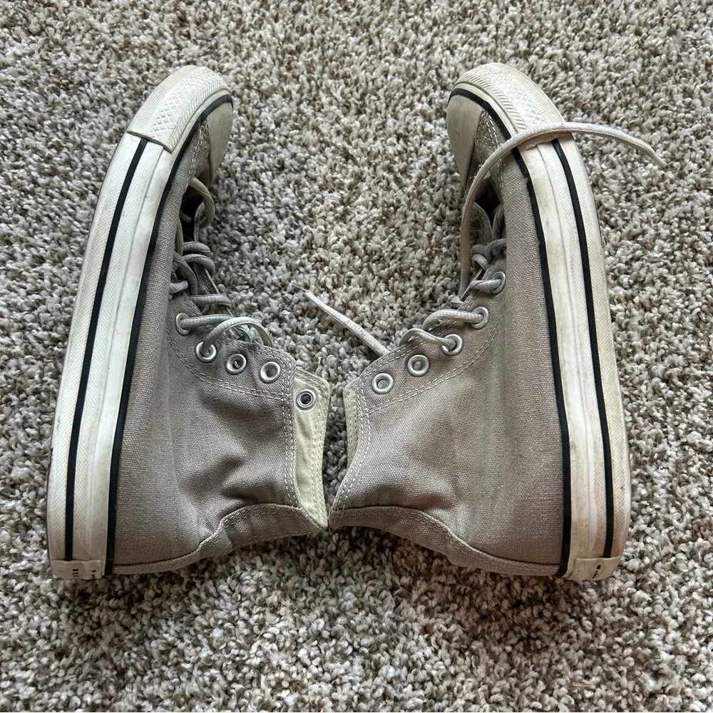 Converse Grey High-Tops